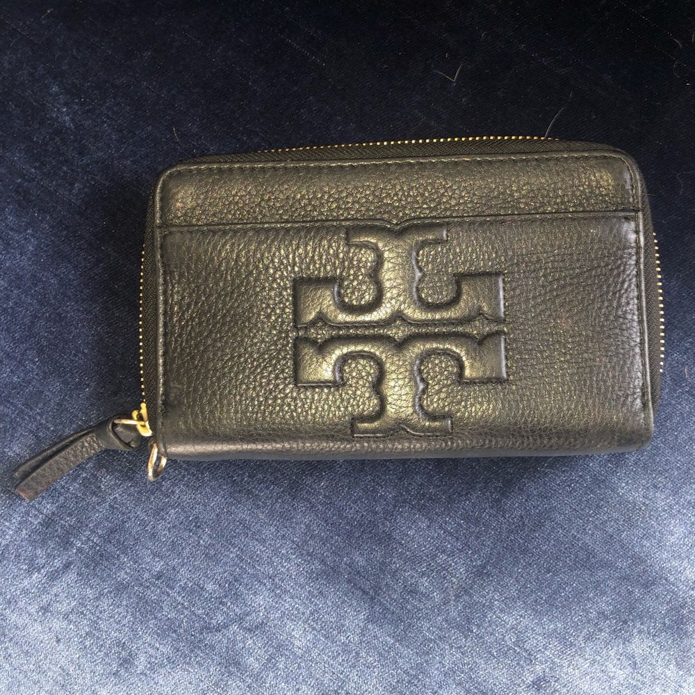 Tory Burch wallet